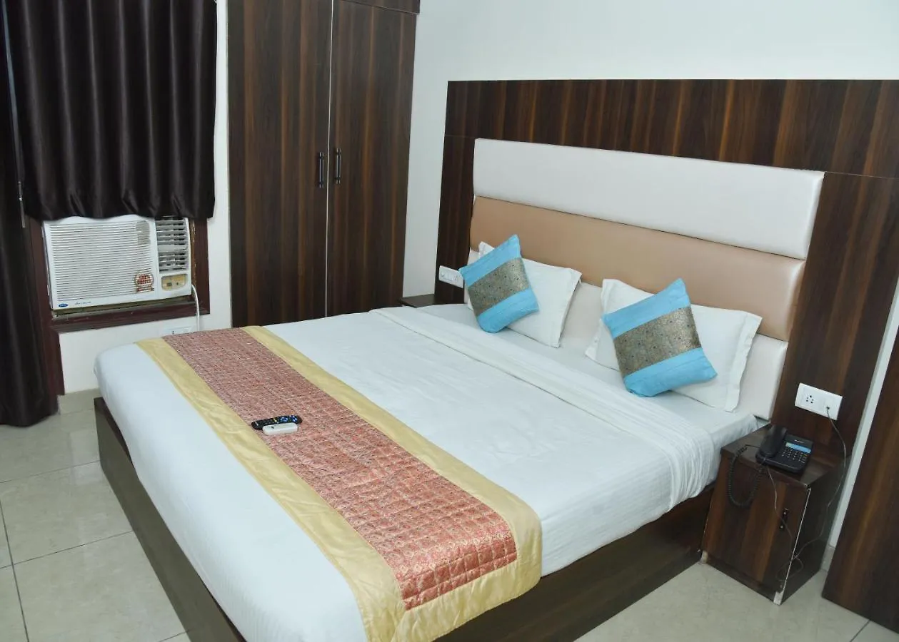 ***  Hotel Classic Plaza At Delhi Airport Indien